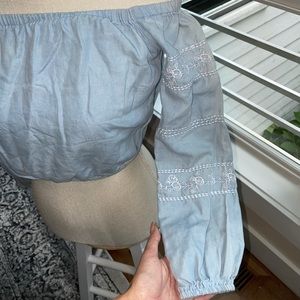 GUESS baby blue boho crop top